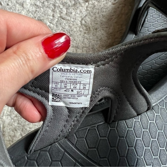 COLUMBIA Mens RIPTIDE II Black and Gray SANDALS Size 11 - Picture 10 of 11